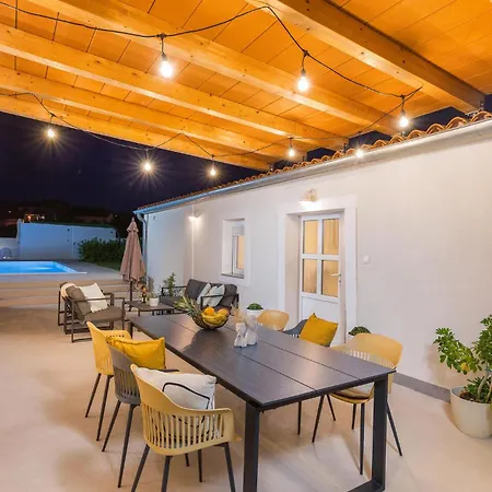 度假居 3 Bedroom Amazing In *