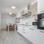 Gorgeous In Holiday home