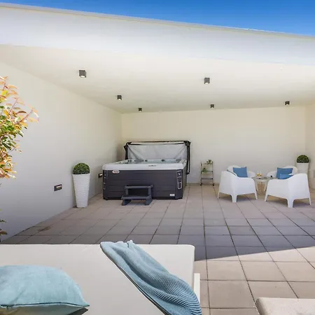 Lovely In With Wifi Holiday home Pula