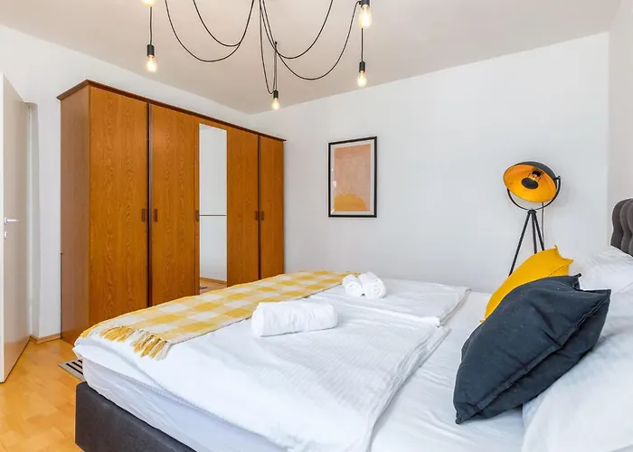 3 Bedroom Amazing In * 풀라