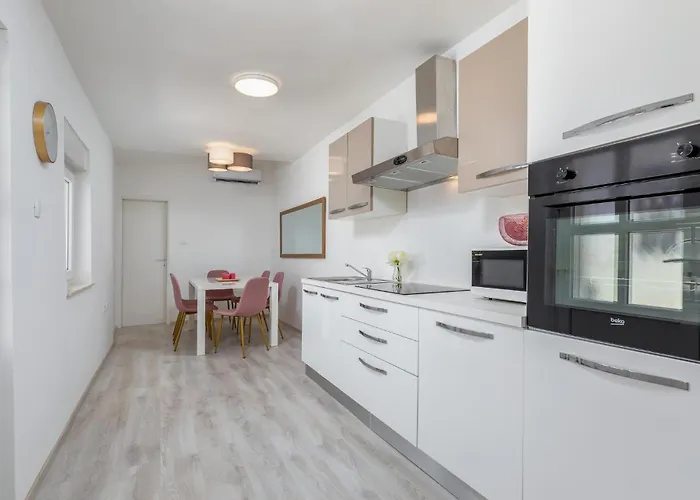 3 Bedroom Amazing In 펜션